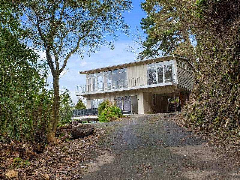 247 Grounsell Crescent, Belmont, Lower Hutt - Carousel 2