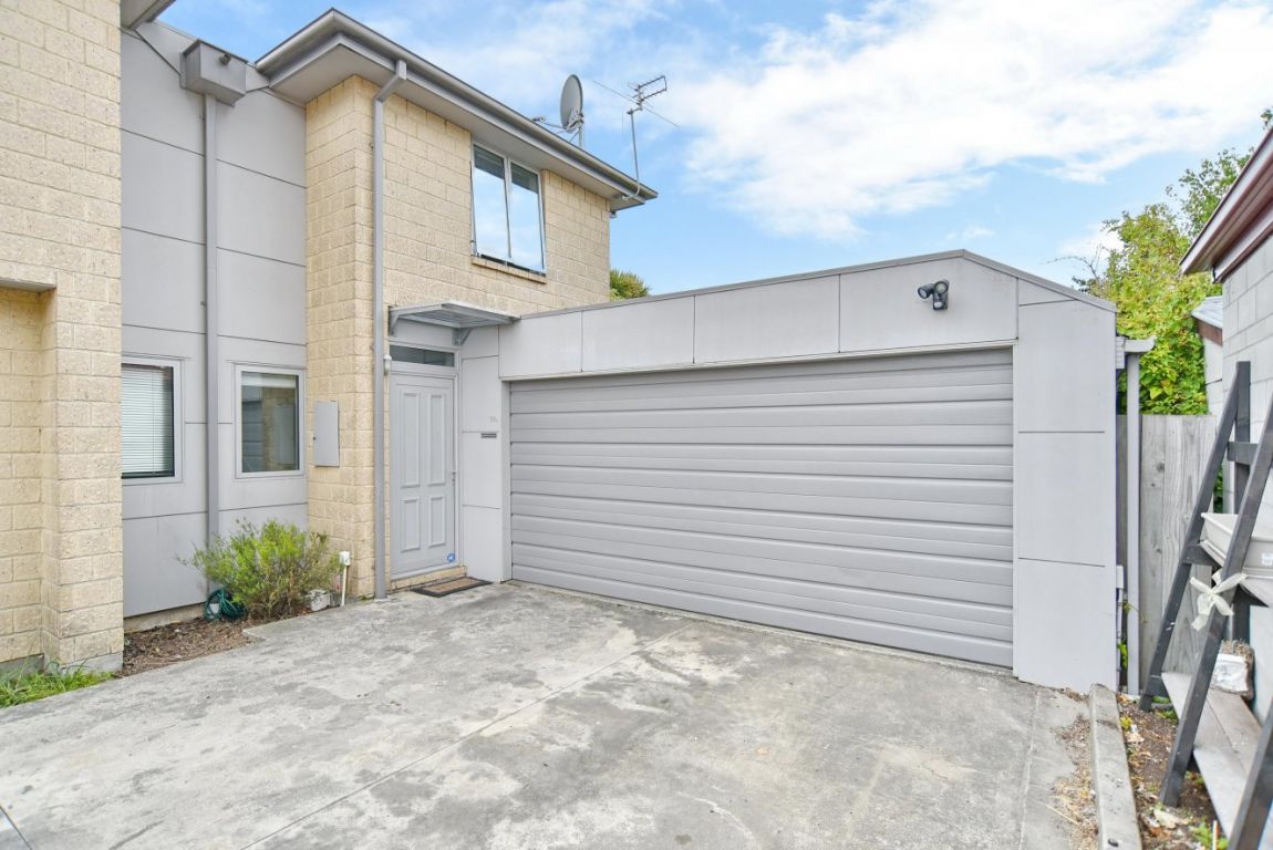 76B Packe Street, Edgeware, Christchurch - Carousel 1