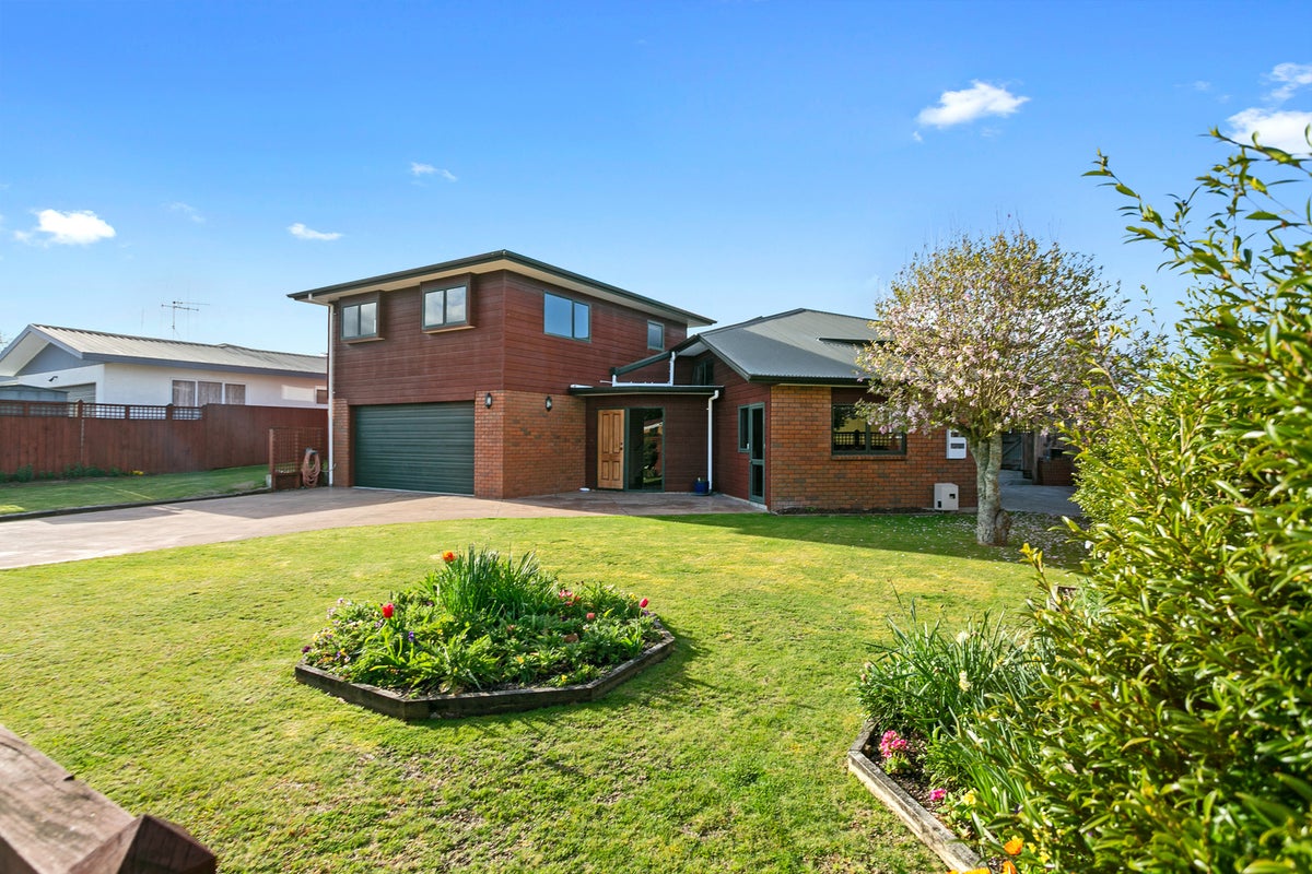 3 Walpole Street, Leamington, Cambridge - Carousel 2