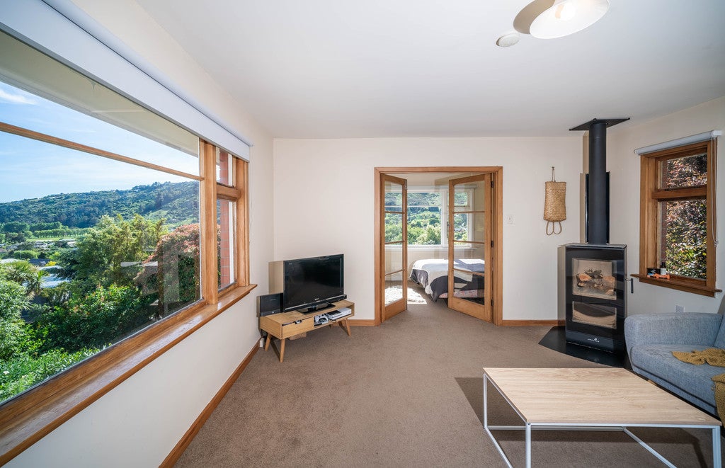 28 Flinders Road, Heathcote Valley, Christchurch - Carousel 2