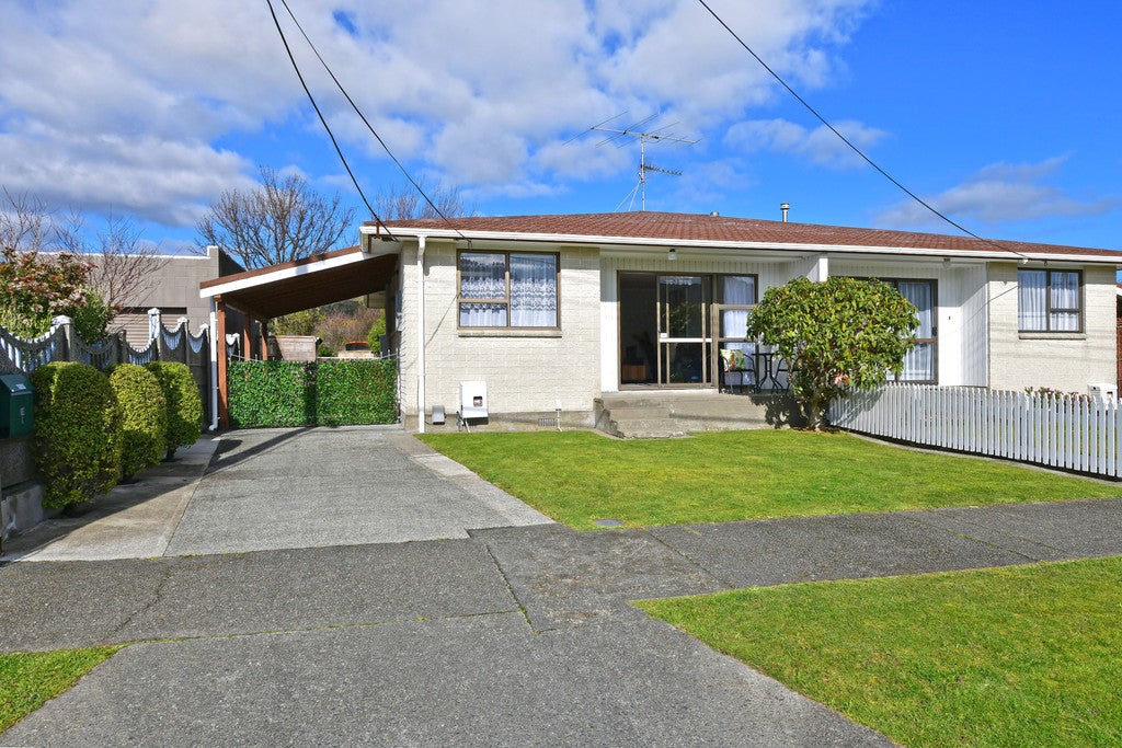 1/50 Kowhai Avenue, Ebdentown, Upper Hutt - Carousel 1
