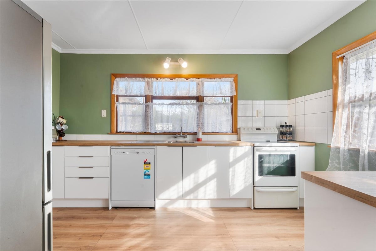 52 Polstead Road, Stoke, Nelson - Carousel 2
