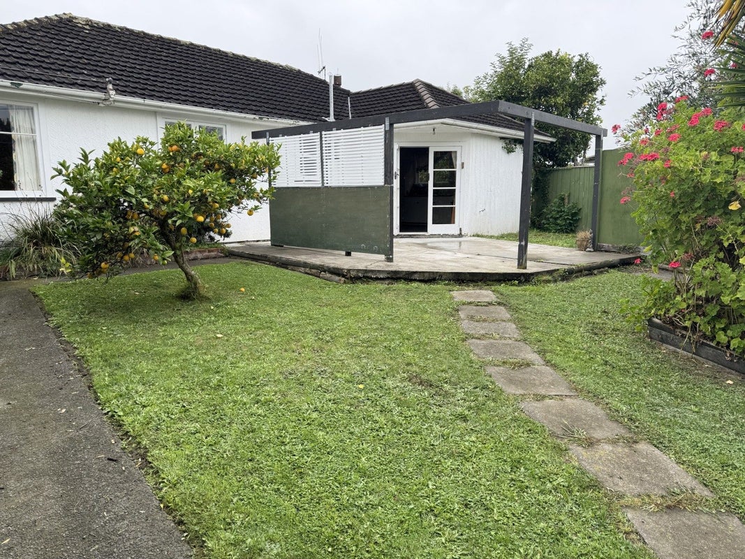3 Nottingham Avenue, Awapuni, Palmerston North - Carousel 25