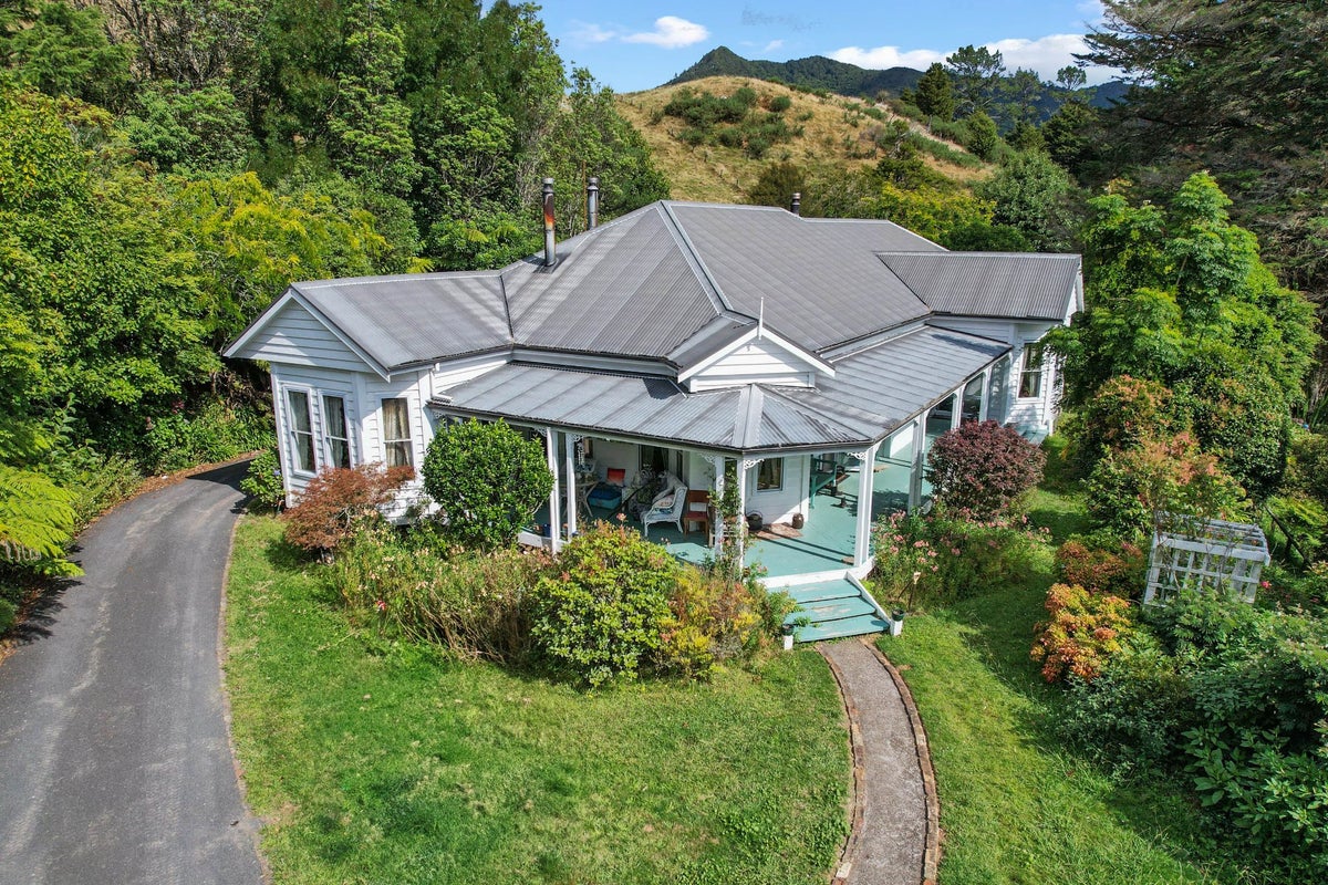 23B Moresby Street, Paeroa - Carousel 1