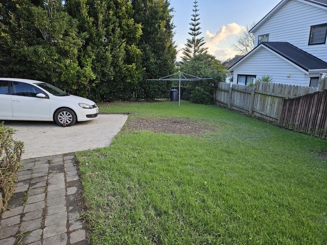 57 Bayview Road, Bayview, Auckland - Carousel 8