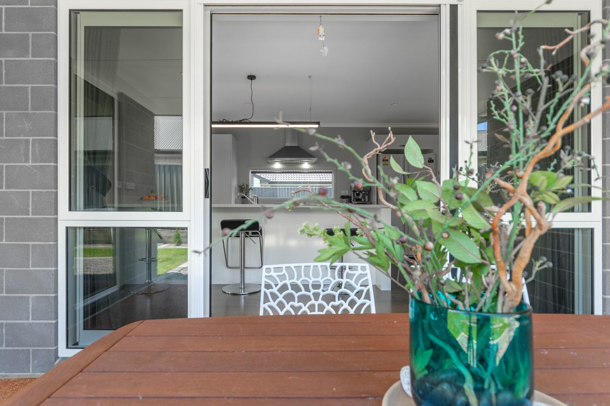 9 Blacklock Road, Pyes Pa, Tauranga - Carousel 1