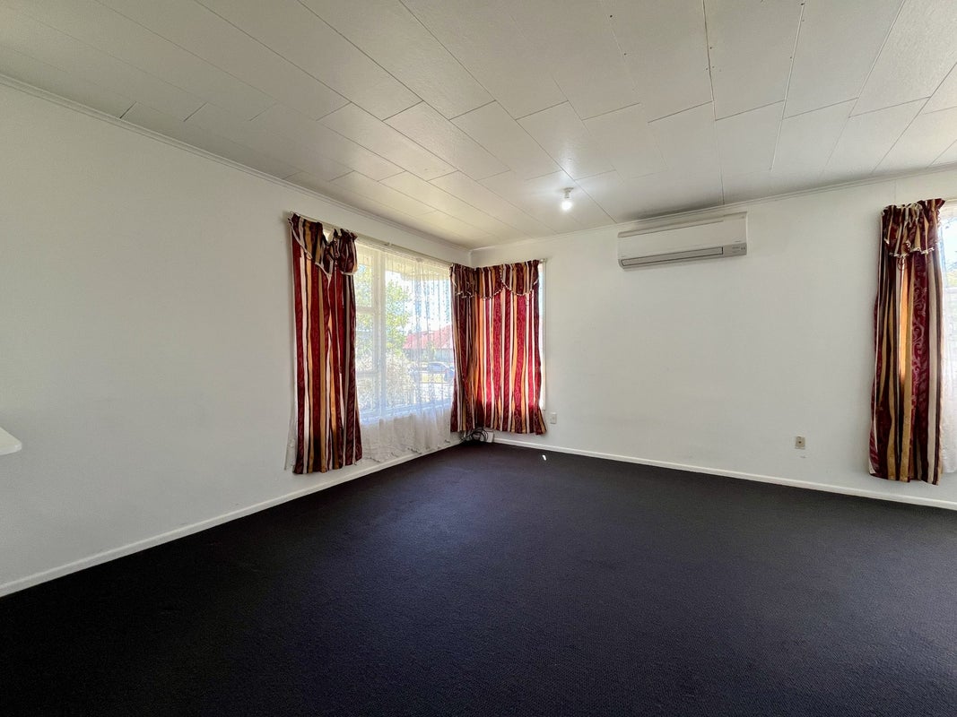 248 Buckland Road, Mangere East, Auckland - Carousel 1
