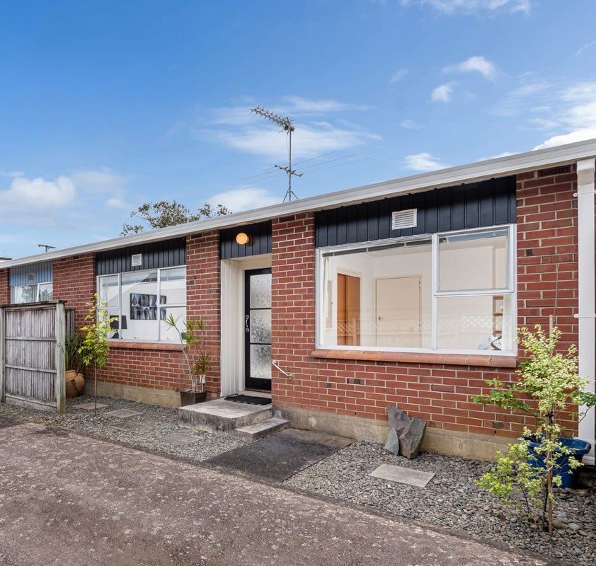 2/29 Gordon AVE, Forrest Hill, Auckland - Carousel 1