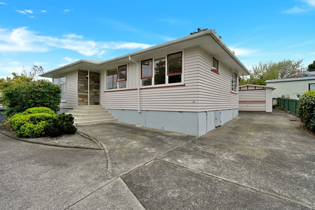 20 Thomas Avenue, Te Atatu Peninsula, Auckland - Carousel 17