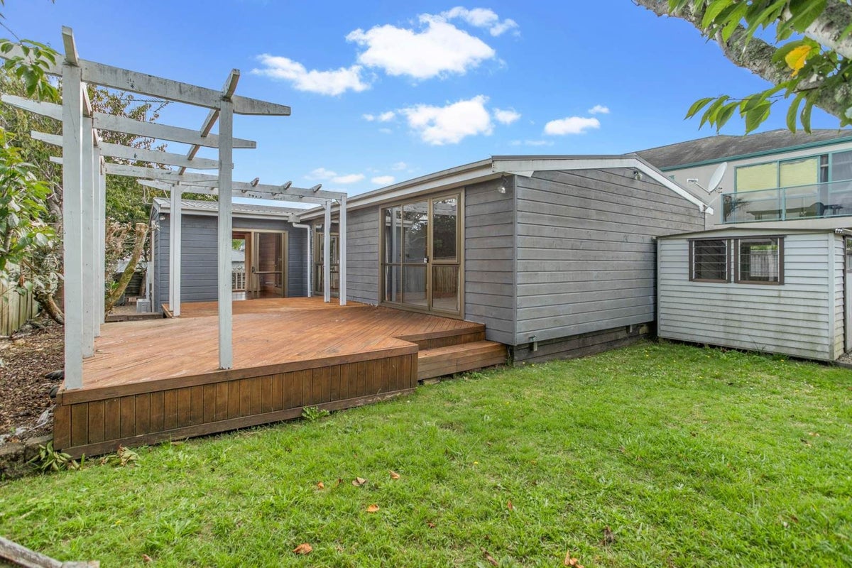 40A Peary Road, Mount Eden, Auckland - Carousel 2