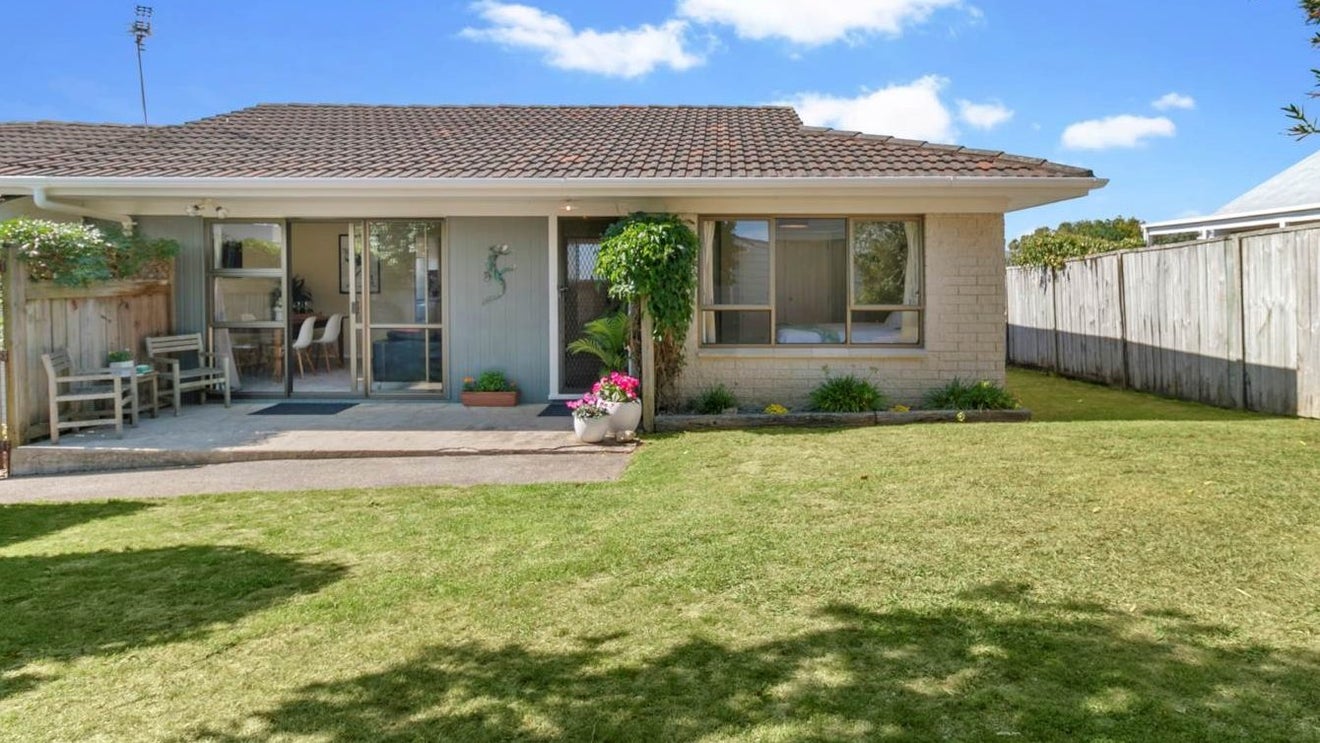 3/86 Rawhiti Road, Onehunga, Auckland - Carousel 1
