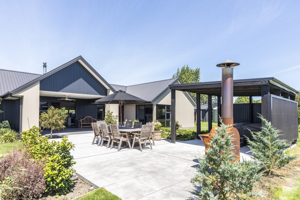 25 Hallfield Drive, Ohoka, Kaiapoi - Carousel 2