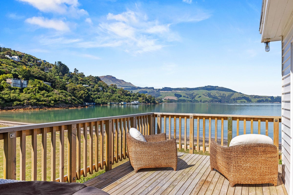 20 Te Wharau Lane, Charteris Bay, Governors Bay - Carousel 2