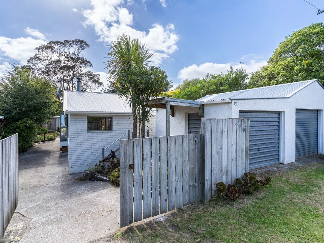 13 Driver Street, Long Beach, Port Chalmers - Carousel 2