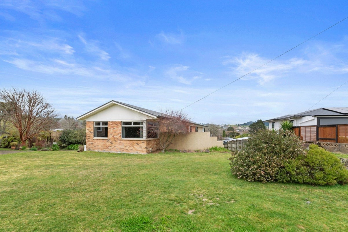 8 Huia Street, Hillcrest, Rotorua - Carousel 20