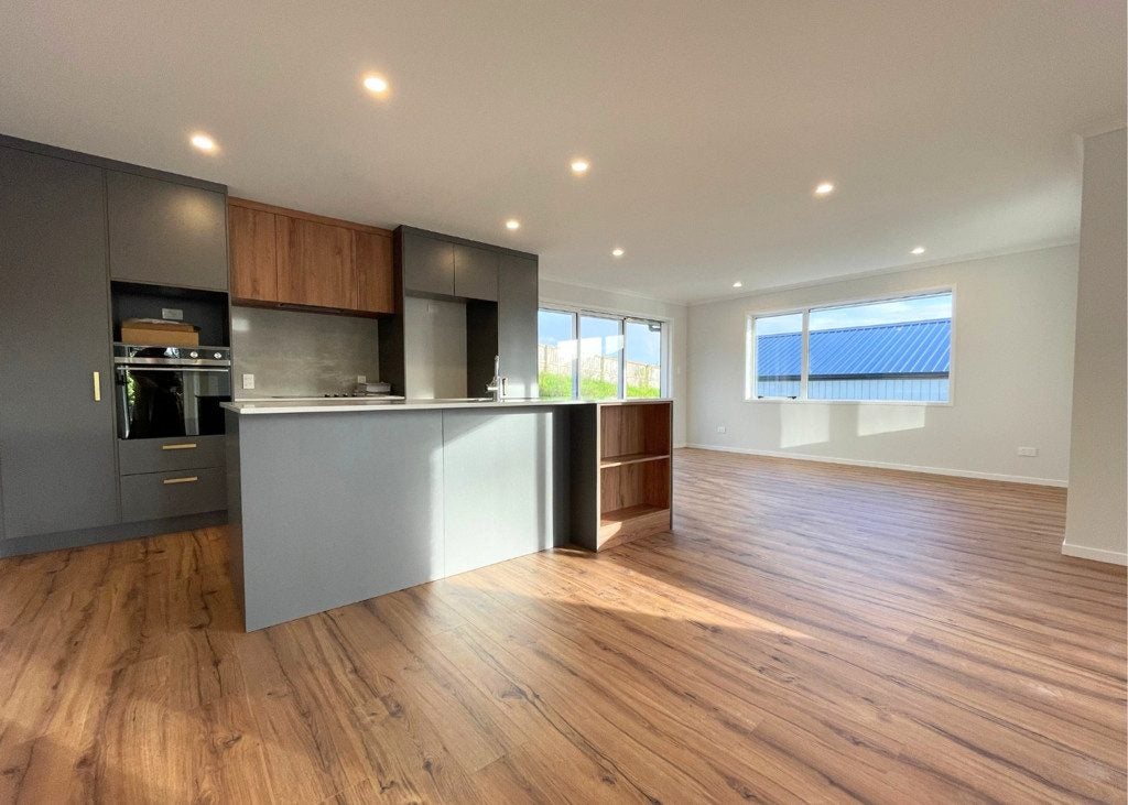 22 Rongomai Street, Helensville, Helensville - Carousel 1