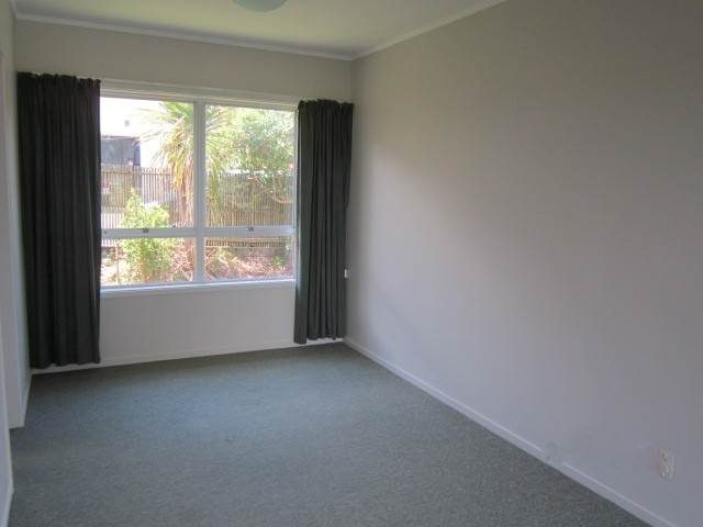 3/14 Northumberland Avenue, Belmont, Auckland - Carousel 2