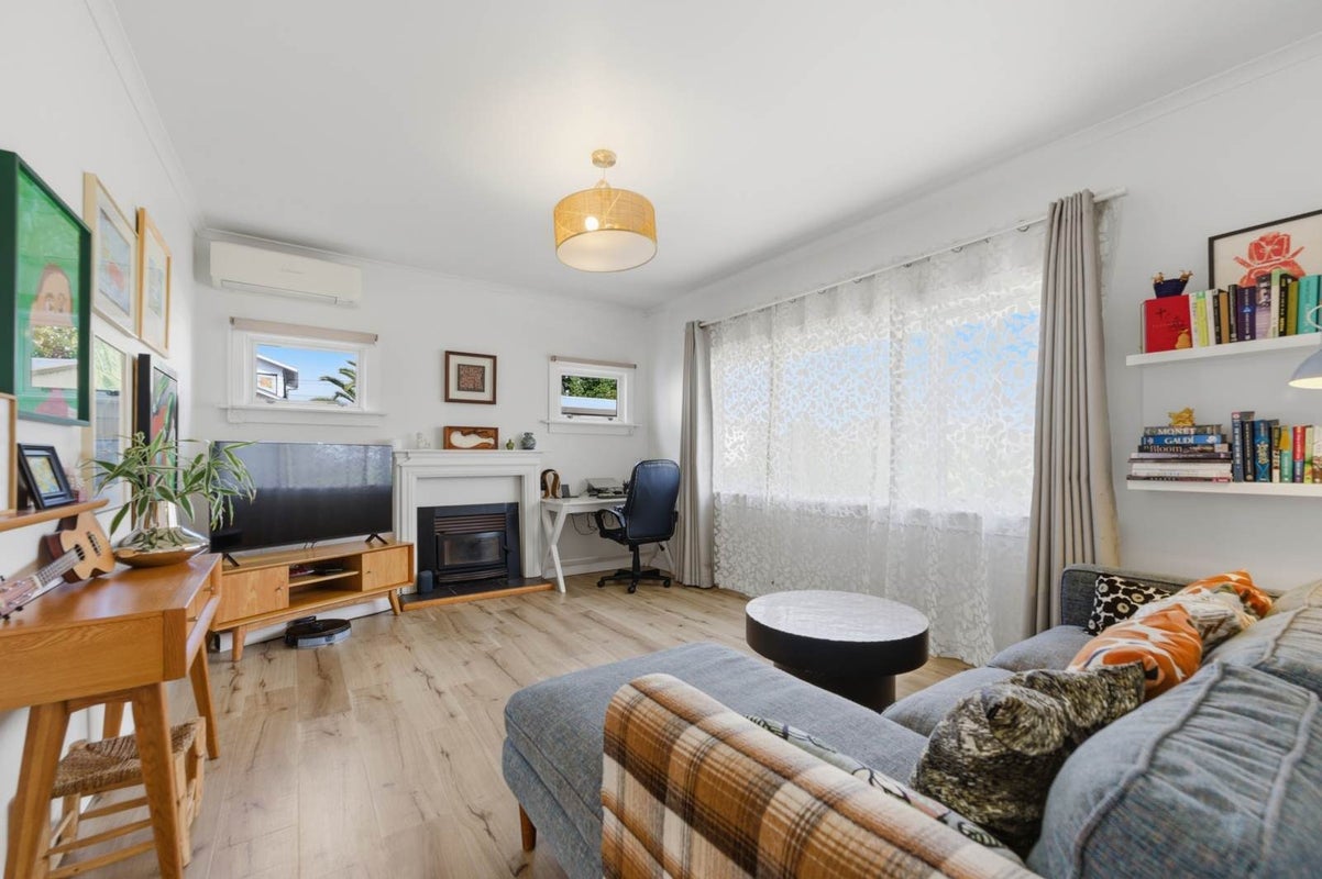 10 Wicklow Road, Narrow Neck, Auckland - Carousel 2