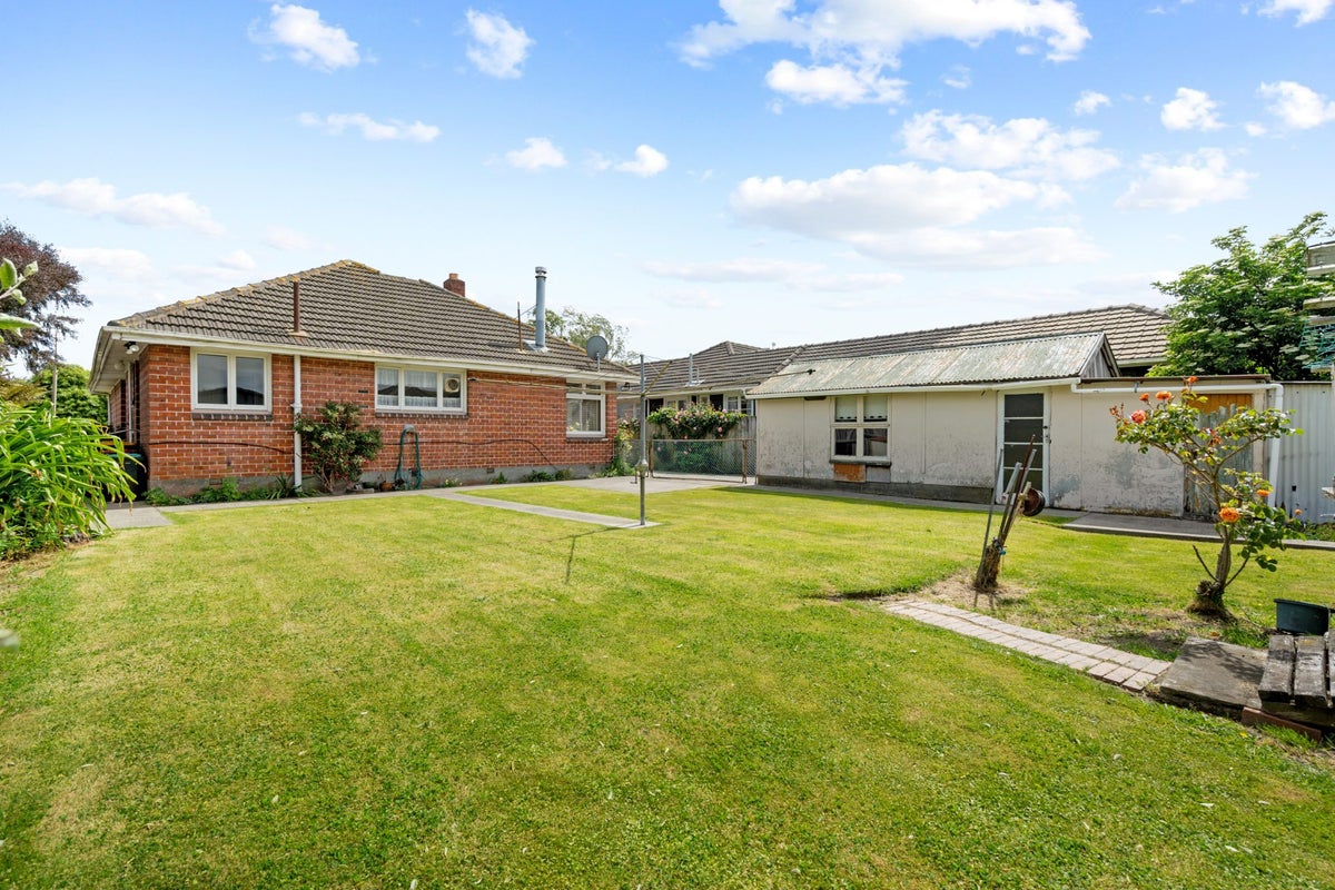 12 Bewdley Street, Spreydon, Christchurch - Carousel 2
