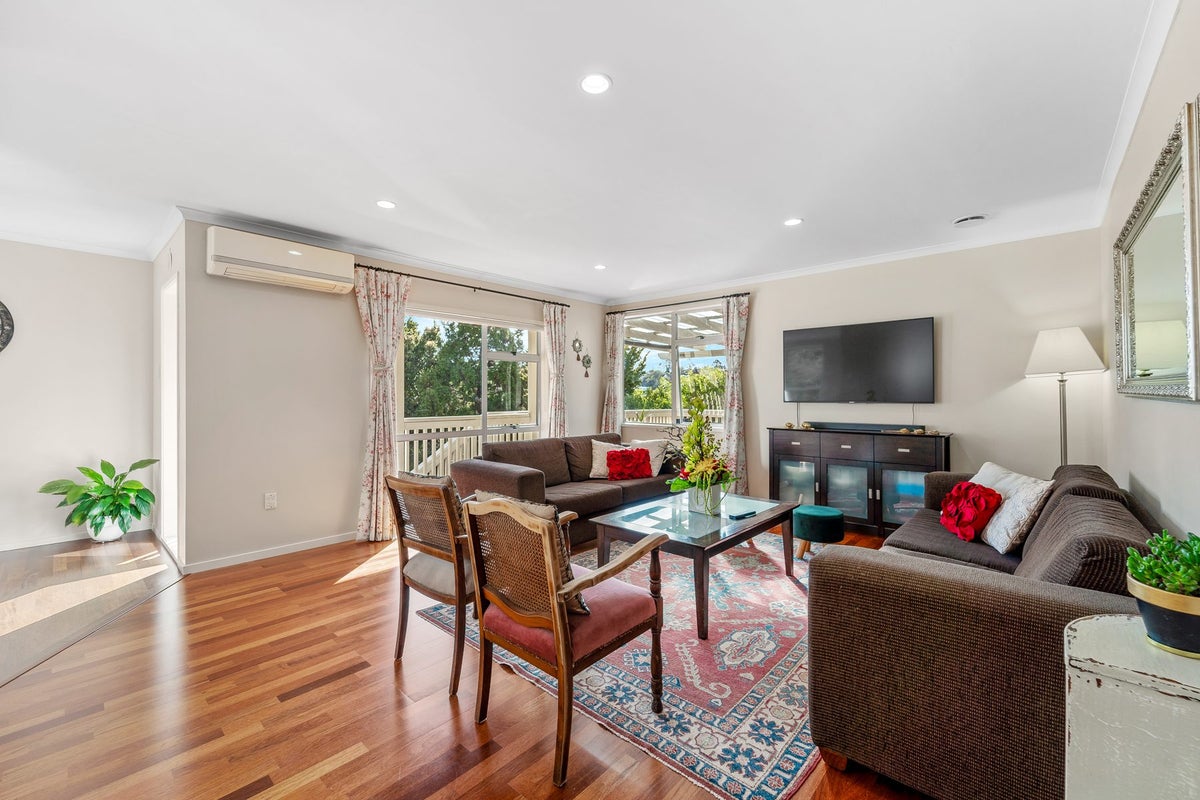 46 Danbury Drive, Torbay, Auckland - Carousel 2
