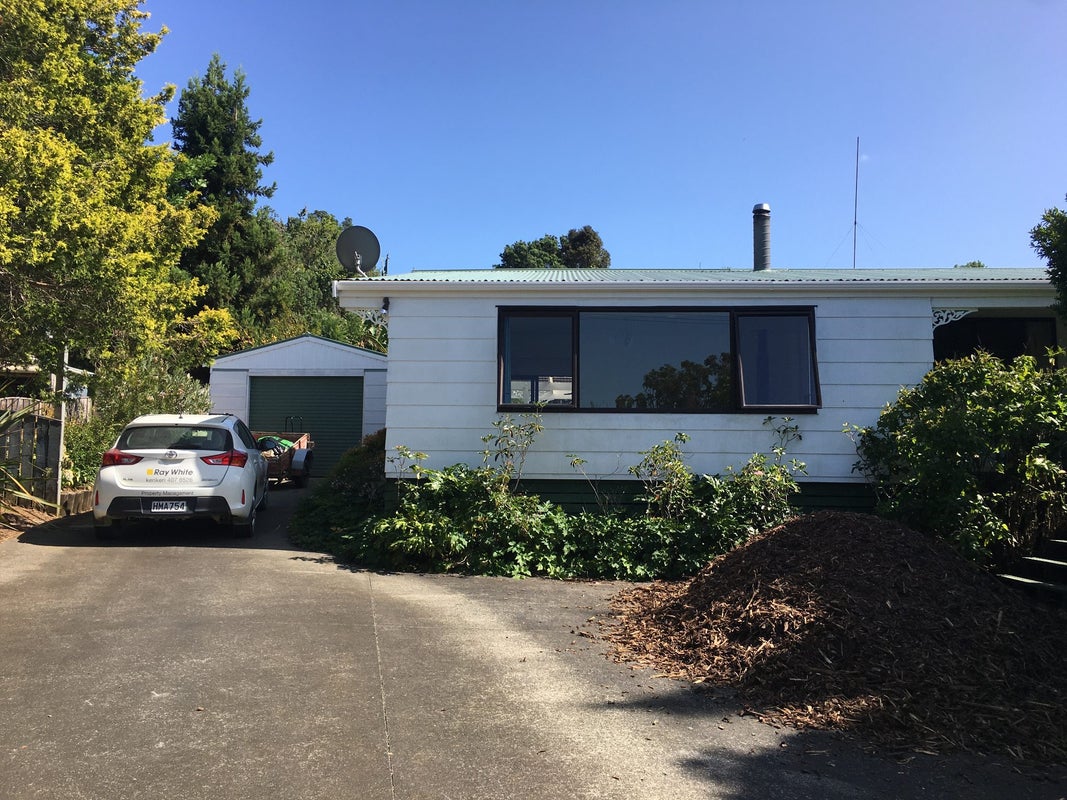 52 Kemp Road, Waiuku - Carousel 2