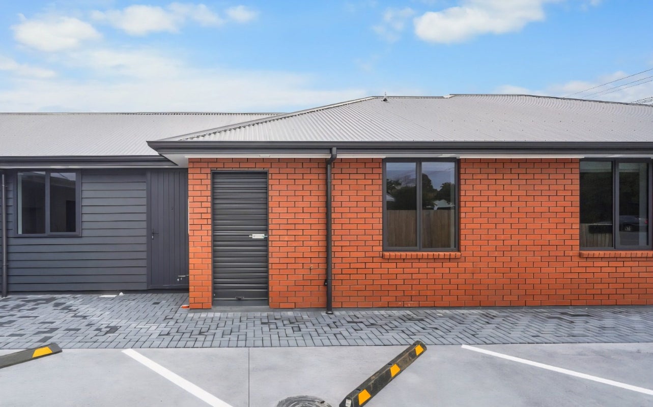 2/165 Knighton Road, Hillcrest, Hamilton - Carousel 1