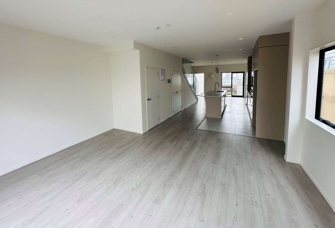 7 Faithful Drive, Karaka, Papakura - Carousel 2