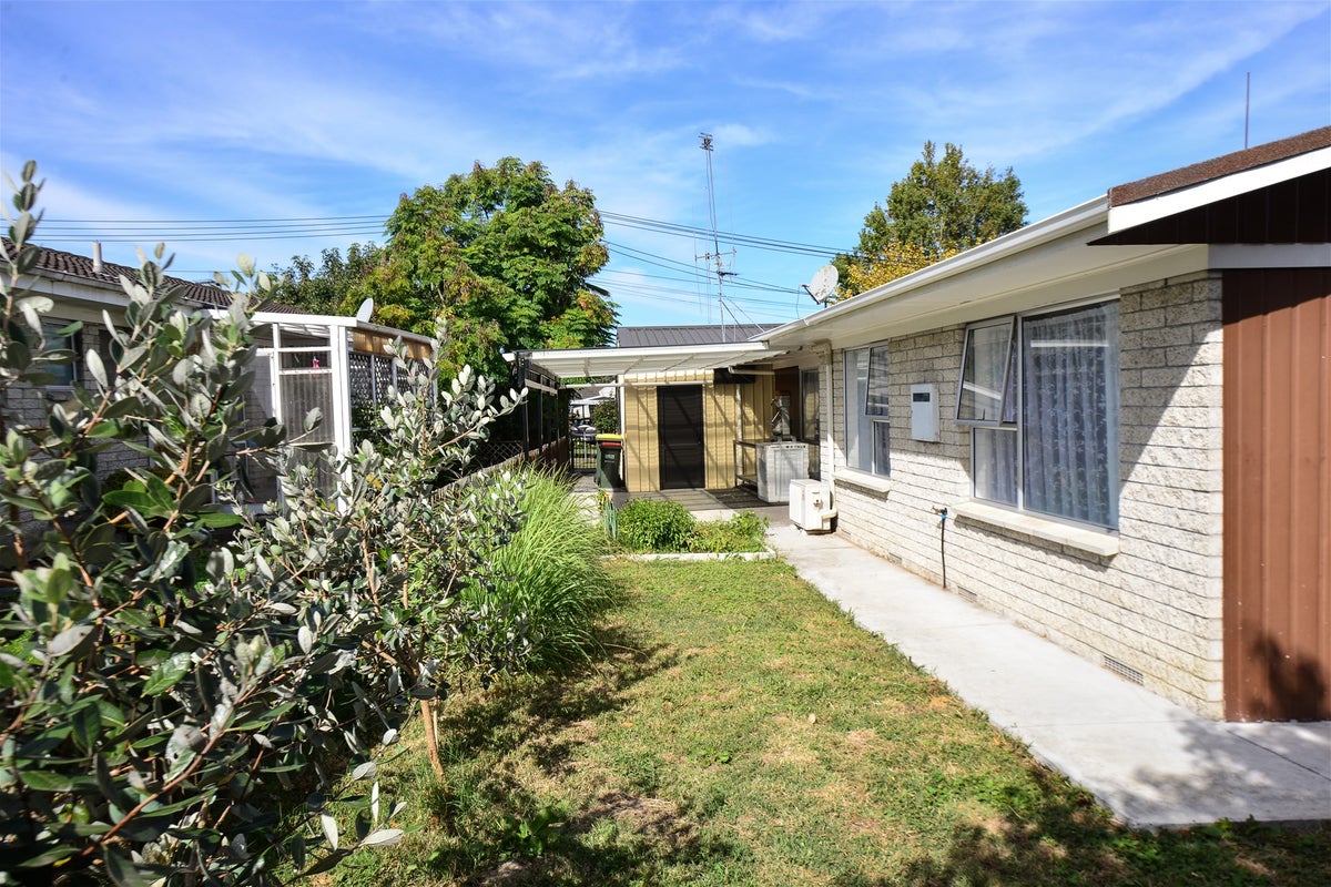 6 Unity Lane, Melville, Hamilton - Carousel 2