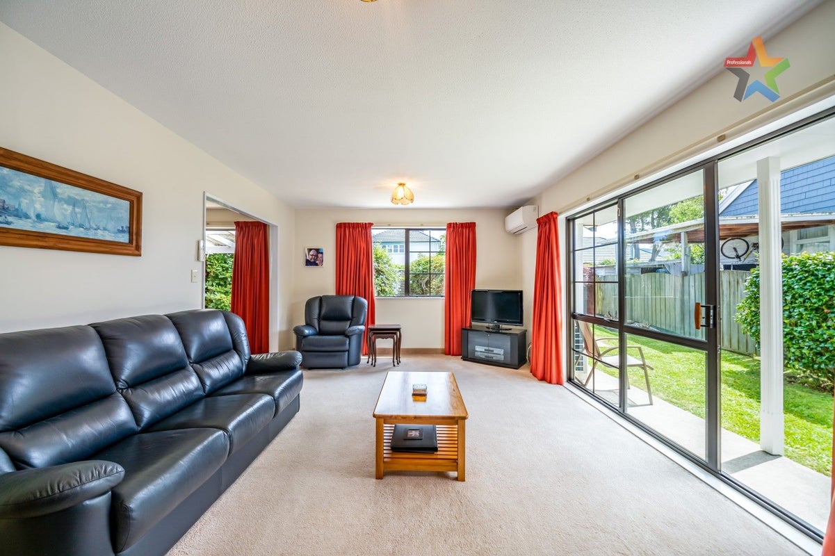 1/5 Tilbury ST, Fairfield, Lower Hutt - Carousel 2