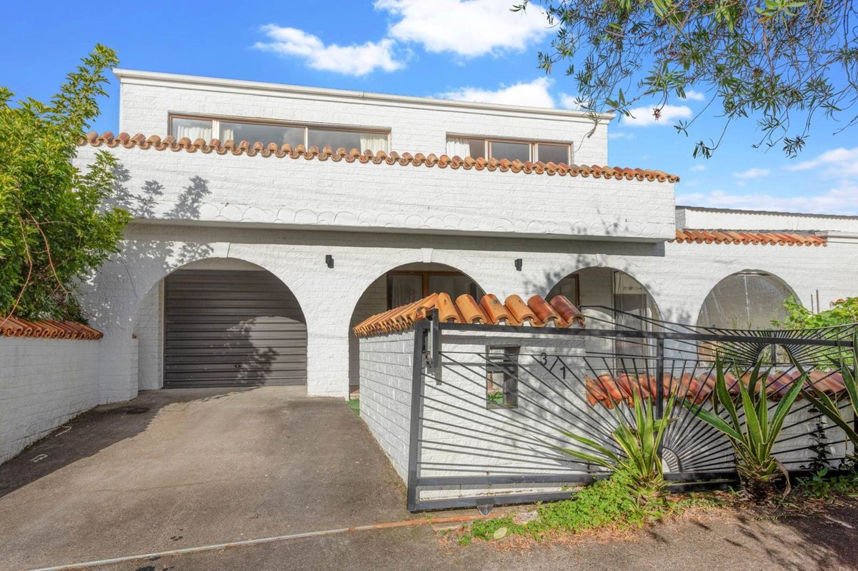 3/1 Akehurst Avenue, New Lynn, Auckland - Carousel 1