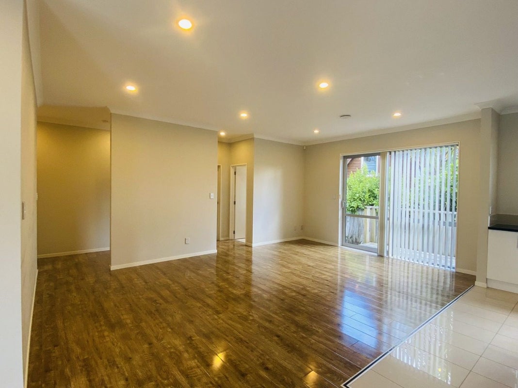 62A Seabrook Avenue, New Lynn, Auckland - Carousel 2