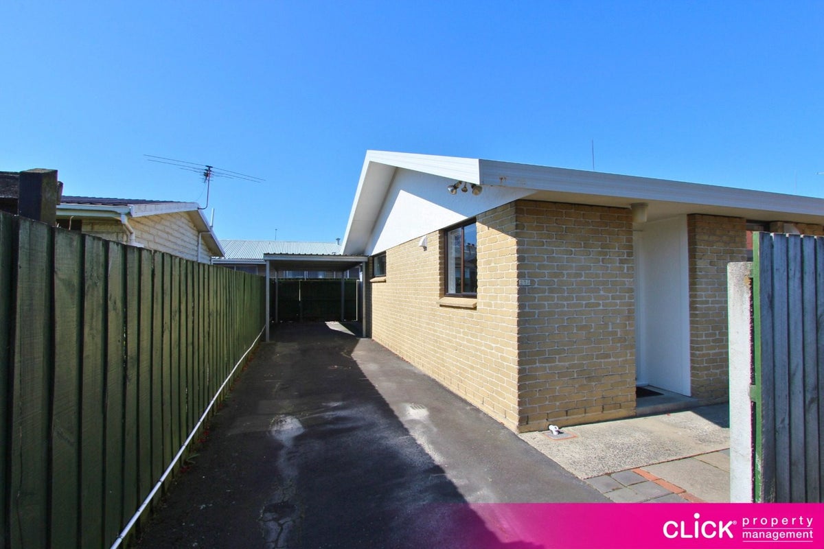 21A Rutherford Street, Caversham, Dunedin - Carousel 1