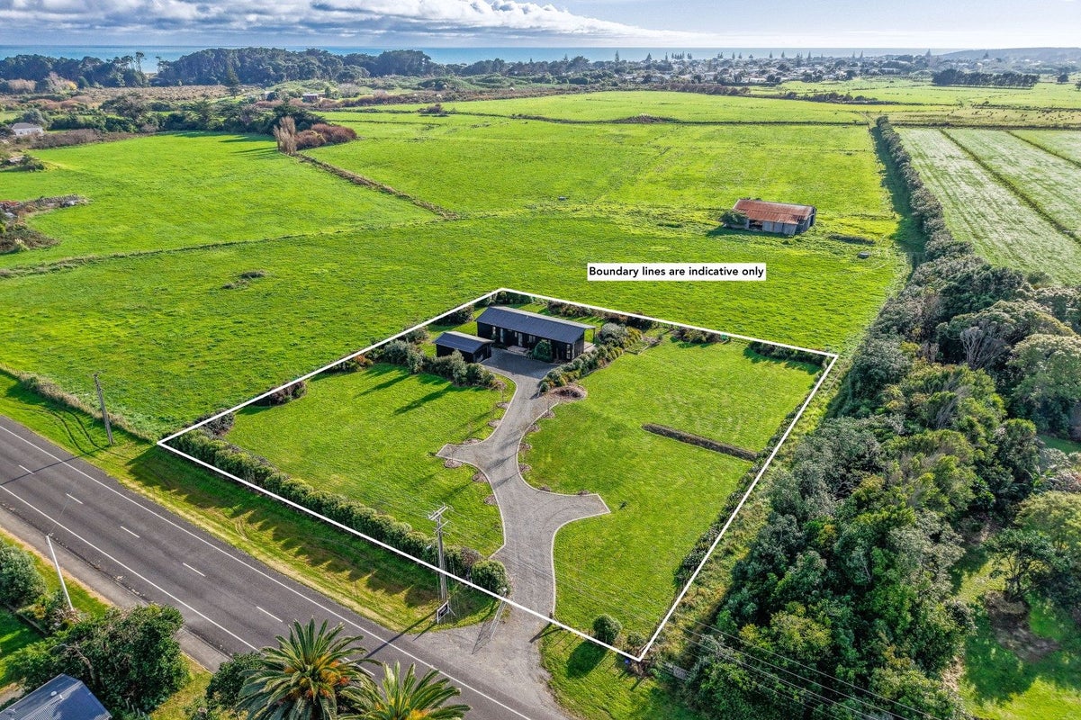 128 Rangiuru Road, Otaki Beach, Otaki - Carousel 1