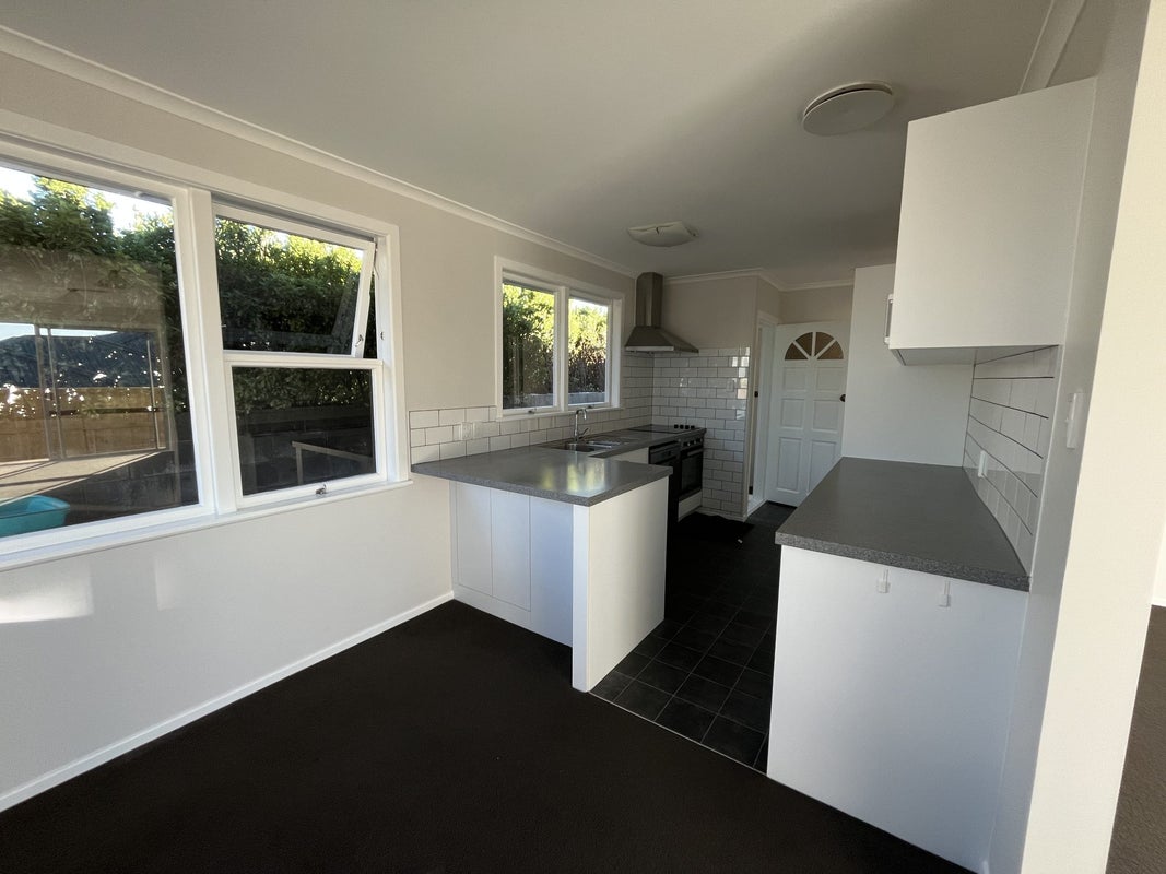 3 Kohekohe Place, Pukete, Hamilton - Carousel 1