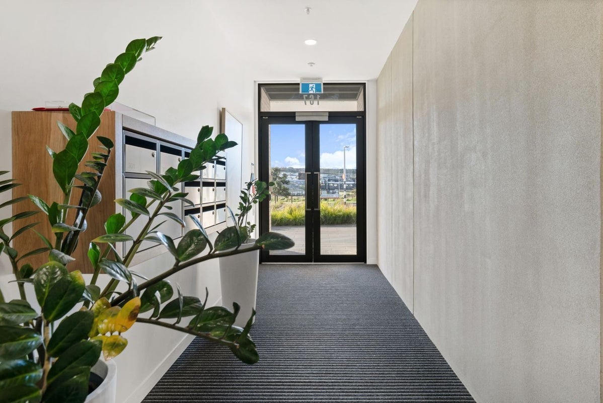 206/167 Glenvar Ridge Road, Long Bay, Auckland - Carousel 8
