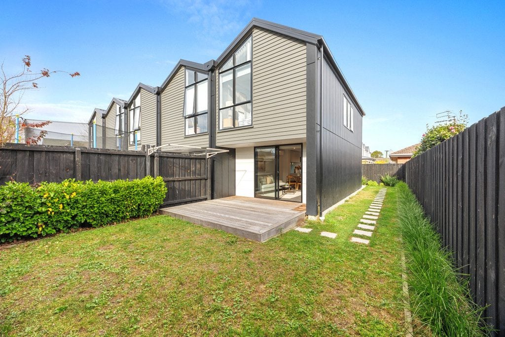 5/26 Grassmere Street, Papanui, Christchurch - Carousel 14