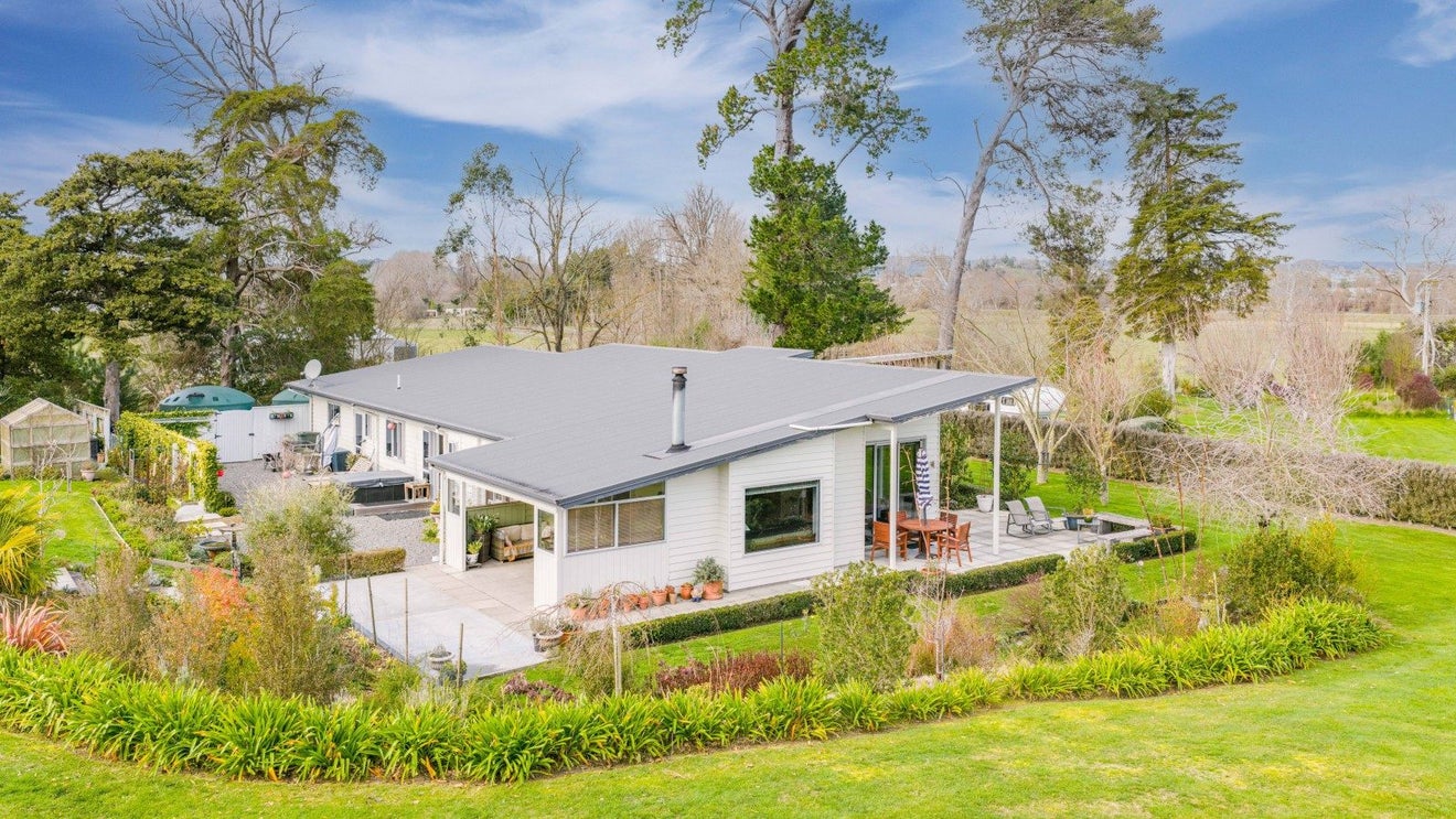 136F Lindsay Road, Waipukurau, Waipukurau - Carousel 24