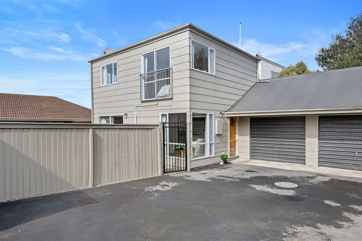 5/16 Grenville Street, Waltham, Christchurch - Carousel 1