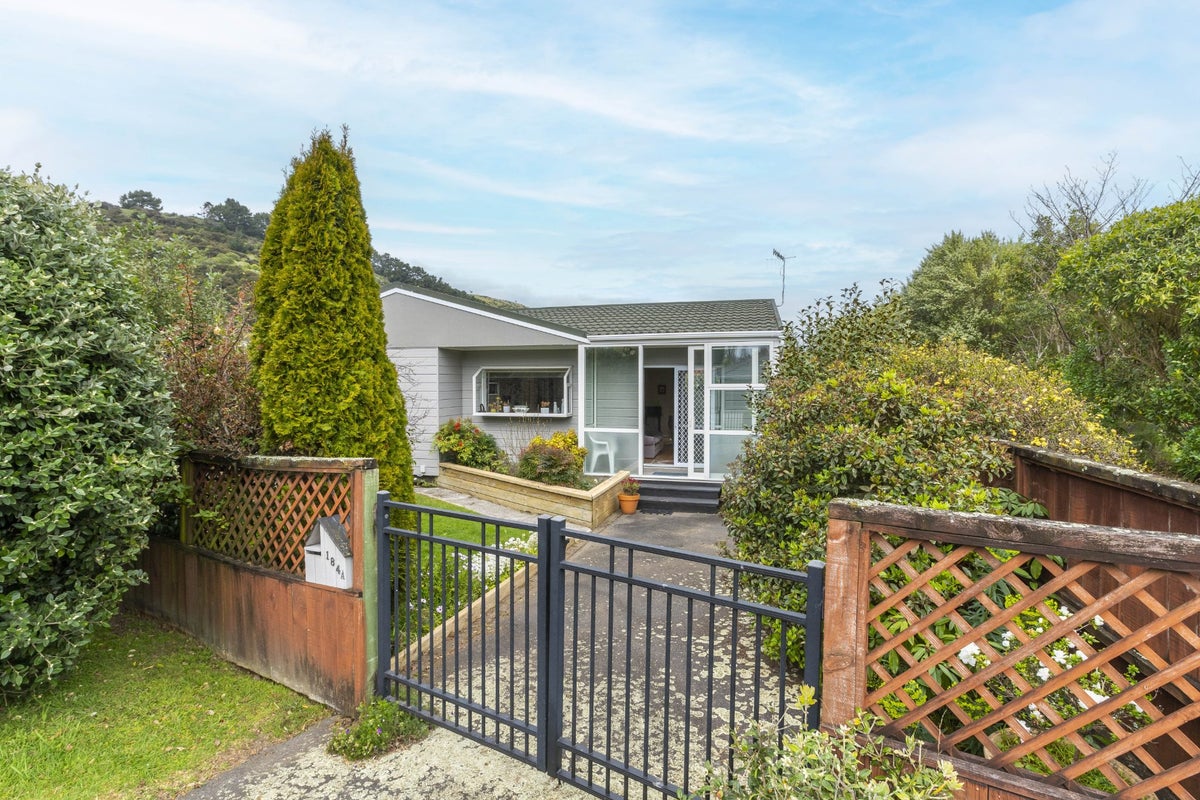 184A Raumati Road, Raumati Beach, Paraparaumu - Carousel 14