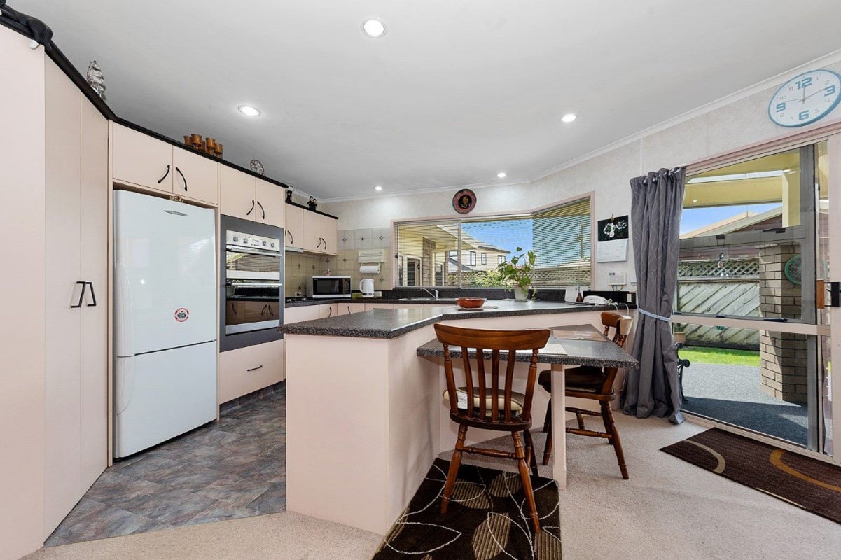 3 Church Road, Pukete, Hamilton - Carousel 2