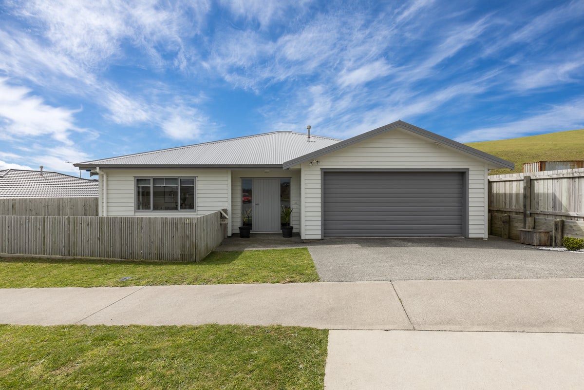 83 Grenada Drive, Grenada Village, Wellington - Carousel 1