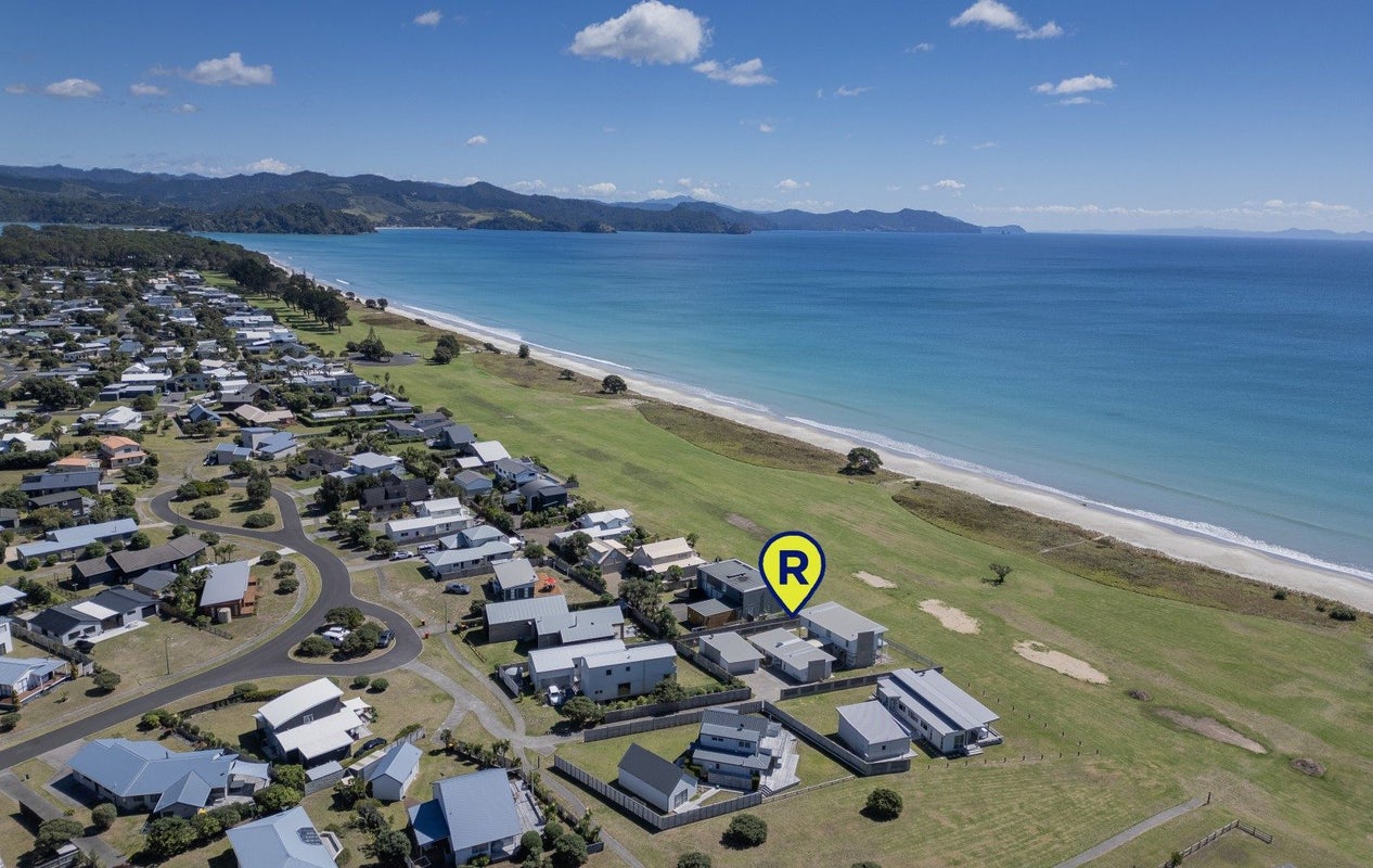 116 Puka Crescent, Matarangi, Whitianga - Carousel 1