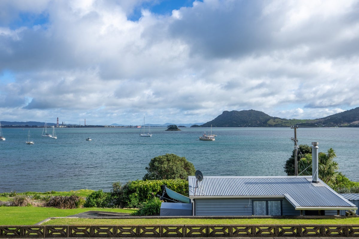 53 Urquhart Bay Road, WHANGAREI HEADS, WHANGAREI - Carousel 1