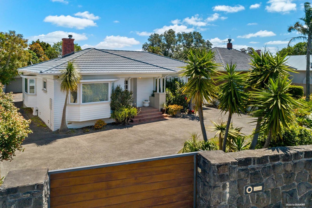 399 Lake Road, Takapuna, Auckland - Carousel 1