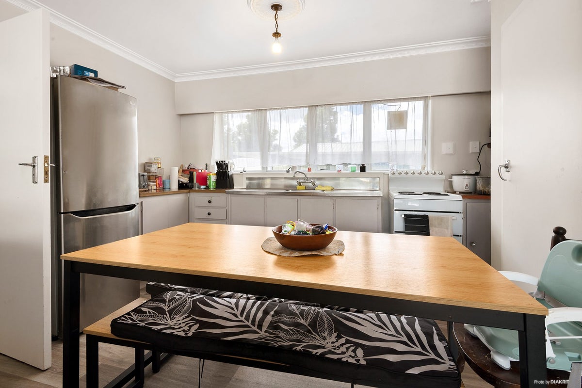 15 Ellicott Road, Nawton, Hamilton - Carousel 2