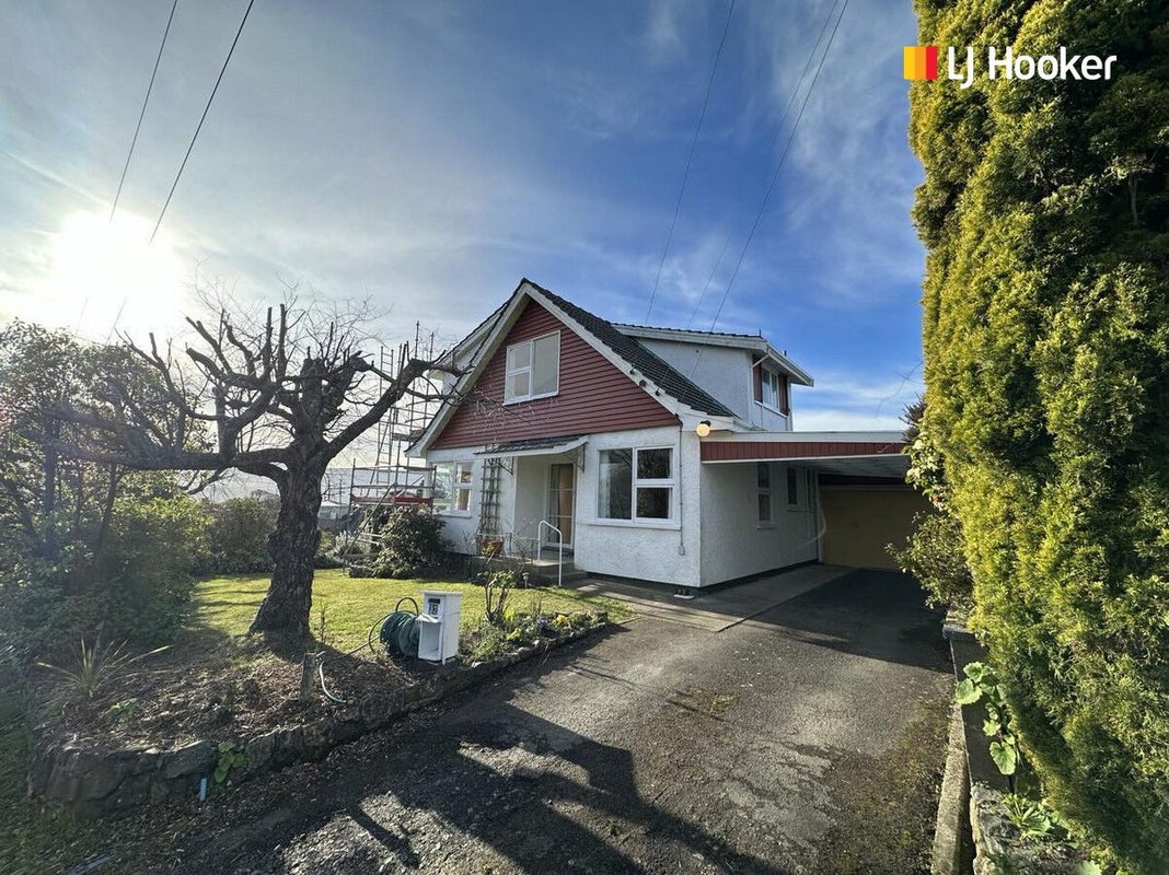 22 Mannering Street, Waverley, Dunedin - Carousel 1