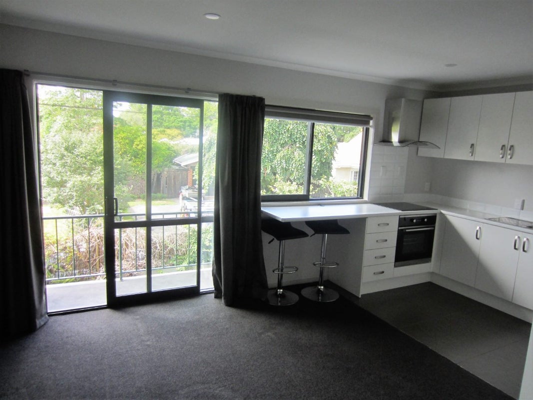 8/14 Hardley Street, Whitiora, Hamilton - Carousel 1