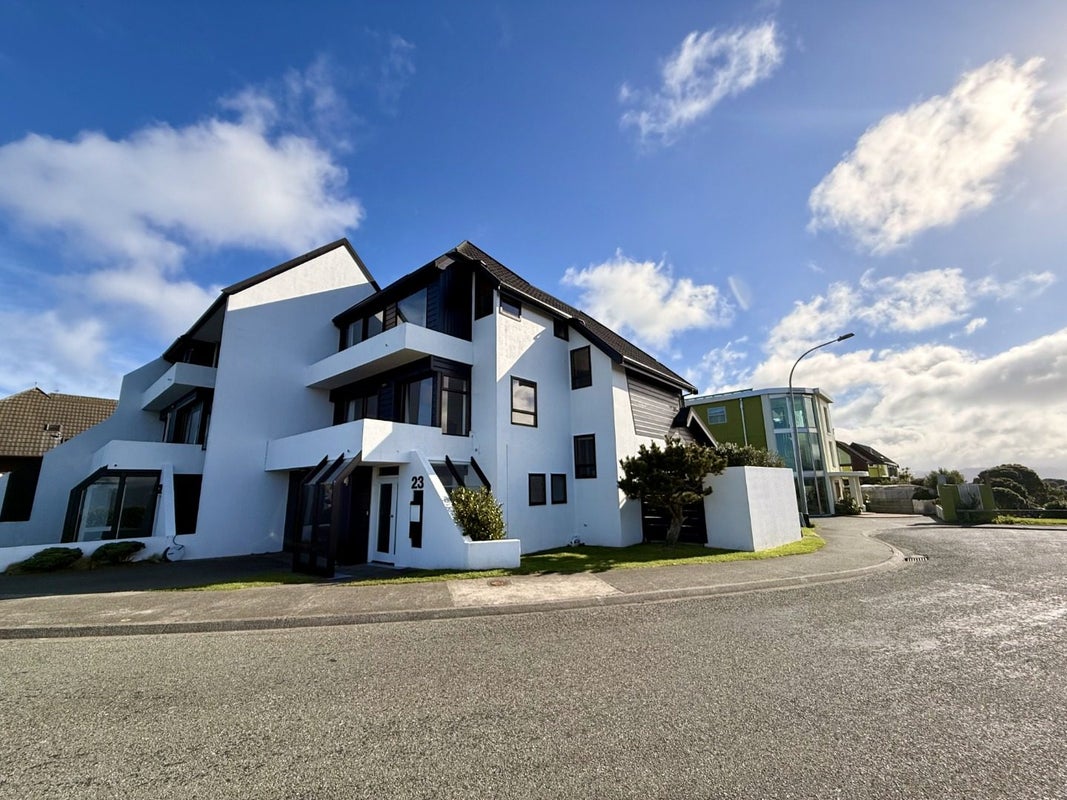23 Tamahine Street, Maupuia, Wellington, Wellington - Carousel 1