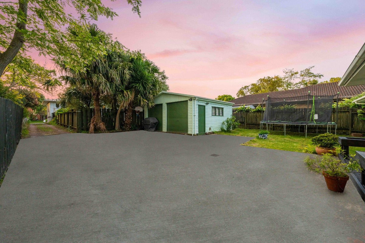 468A GREAT SOUTH RD, Opaheke, Auckland - Carousel 24