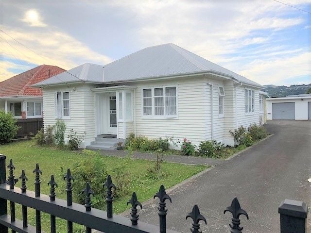 125 Waiwhetu Road, Waterloo, Lower Hutt - Carousel 1
